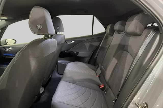 Volkswagen ID.3 (2023) thumbnail 6