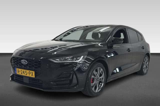 Ford Focus (2022) thumbnail 1