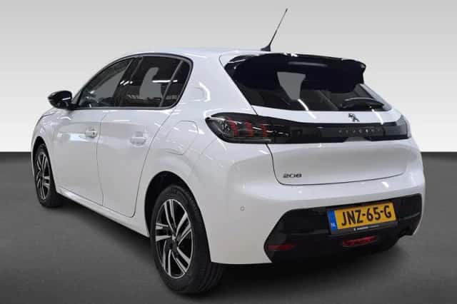 Peugeot 208 (2023) thumbnail 3