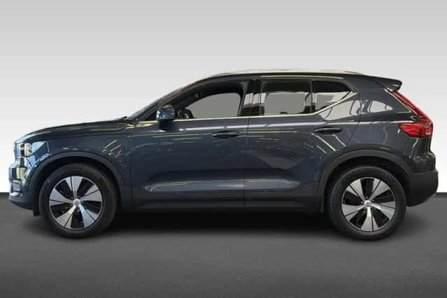 Volvo XC40 (2022) thumbnail 5
