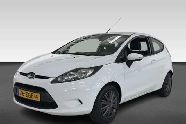 Ford Fiesta (2012) thumbnail 1