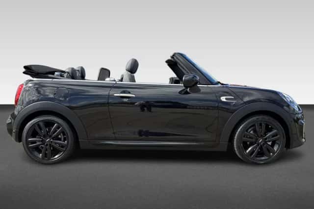 MINI Cabrio (2021) thumbnail 6