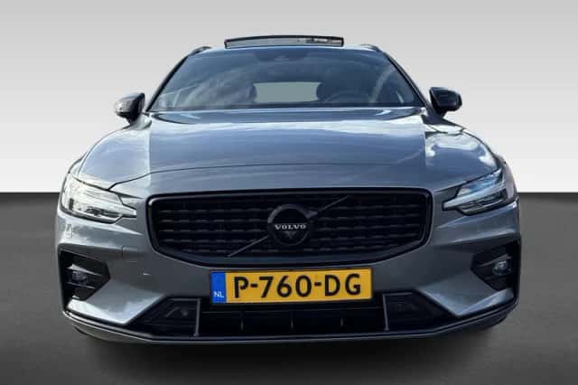 Volvo V60 (2021) thumbnail 4