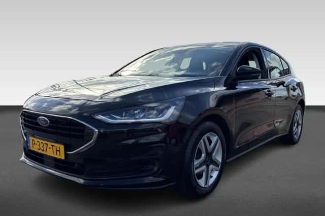 Ford Focus (2022) thumbnail 1