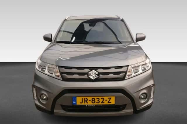 Suzuki Vitara (2016) thumbnail 4