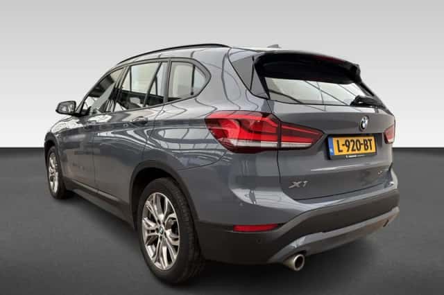 BMW X1 (2021) thumbnail 3