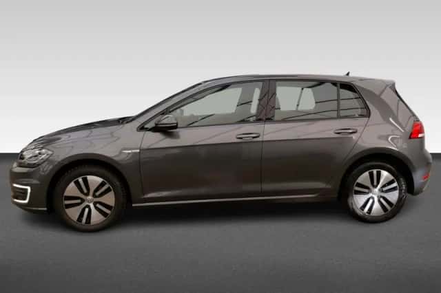 Volkswagen E-Golf (2019) thumbnail 2