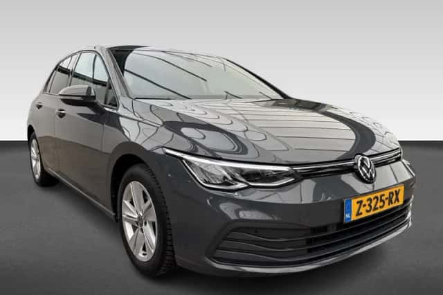 Volkswagen Golf (2024) thumbnail 5