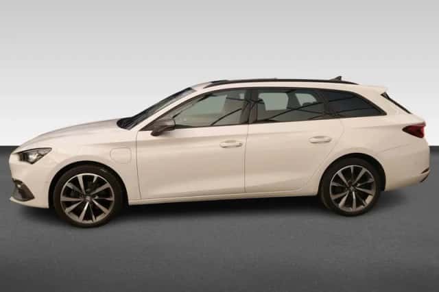 SEAT Leon Sportstourer (2022) thumbnail 3