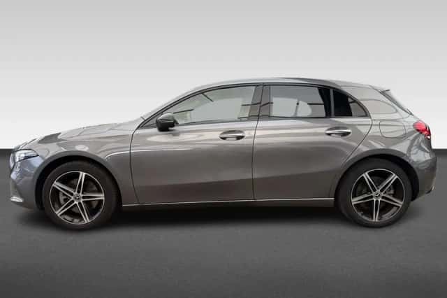 Mercedes-Benz A-Klasse (2022) thumbnail 2