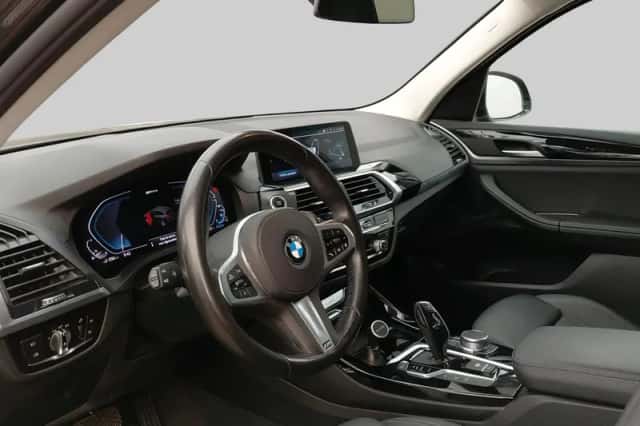BMW X3 (2021) thumbnail 4
