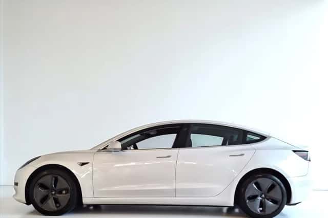 Tesla Model 3 (2020) thumbnail 6