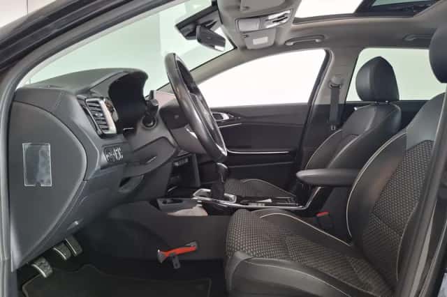 Kia Ceed Sportswagon (2024) thumbnail 3