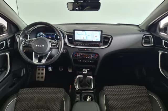 Kia Ceed Sportswagon (2024) thumbnail 4