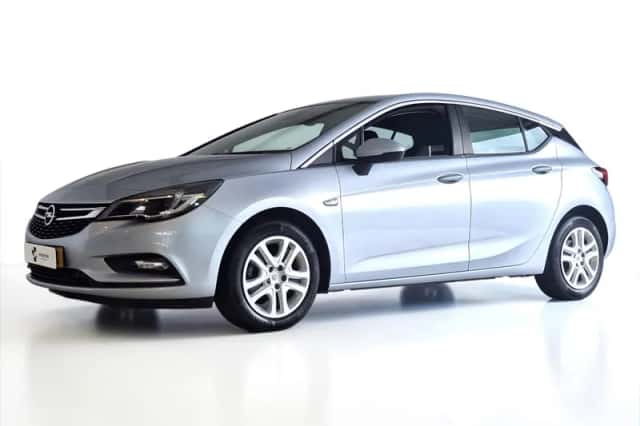 Opel Astra (2017) thumbnail 1
