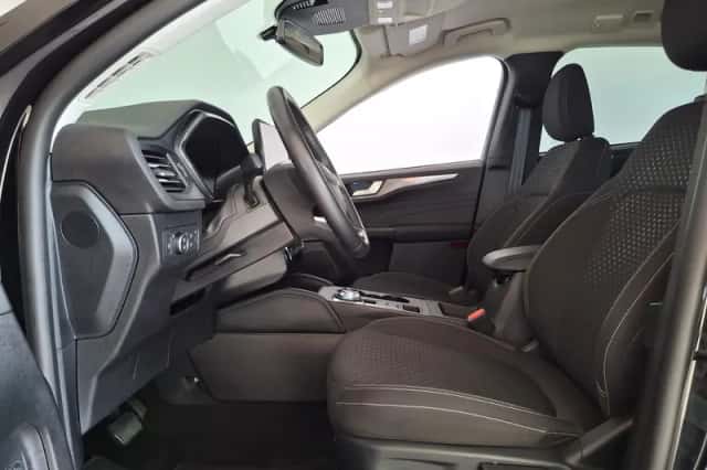 Ford Kuga (2024) thumbnail 3