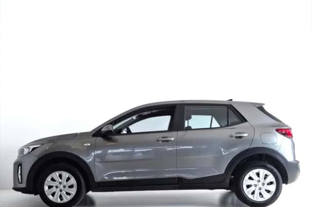 Kia Stonic (2024) thumbnail 5