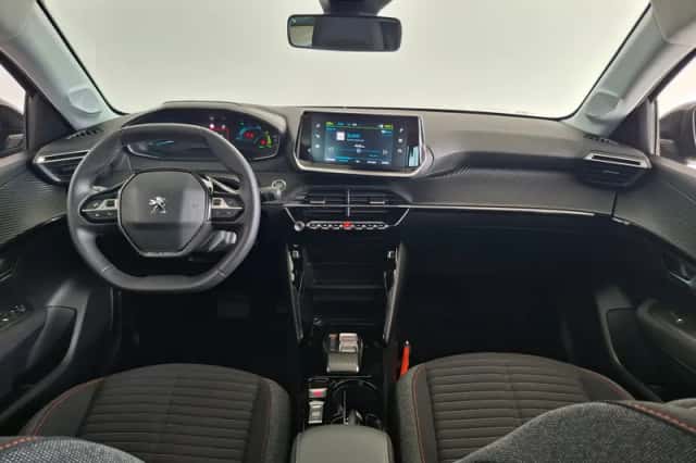 Peugeot e-208 (2023) thumbnail 5