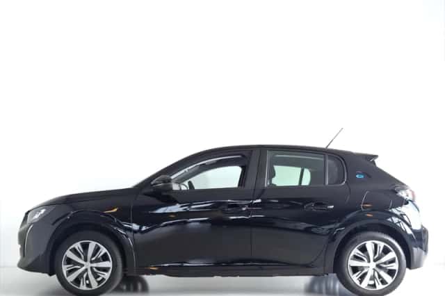 Peugeot e-208 (2023) thumbnail 6