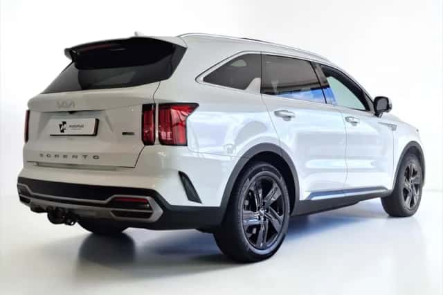 Kia Sorento (2022) thumbnail 2