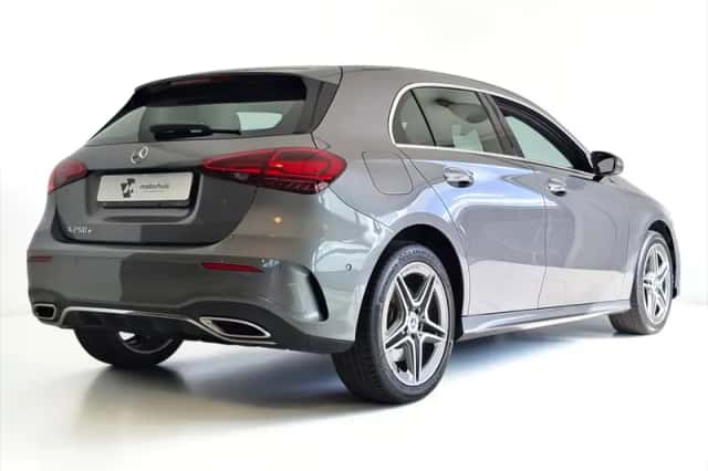 Mercedes-Benz A-Klasse (2023) thumbnail 2