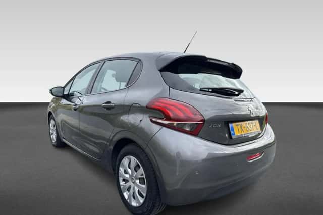 Peugeot 208 (2018) thumbnail 3