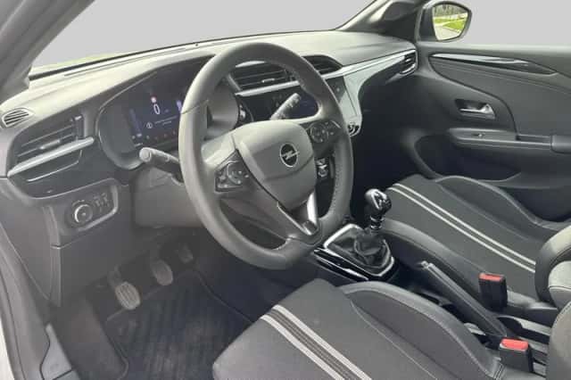 Opel Corsa (2024) thumbnail 5