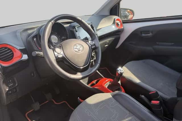 Toyota Aygo (2019) thumbnail 4