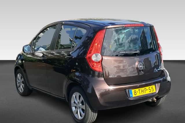 Opel Agila (2014) thumbnail 3