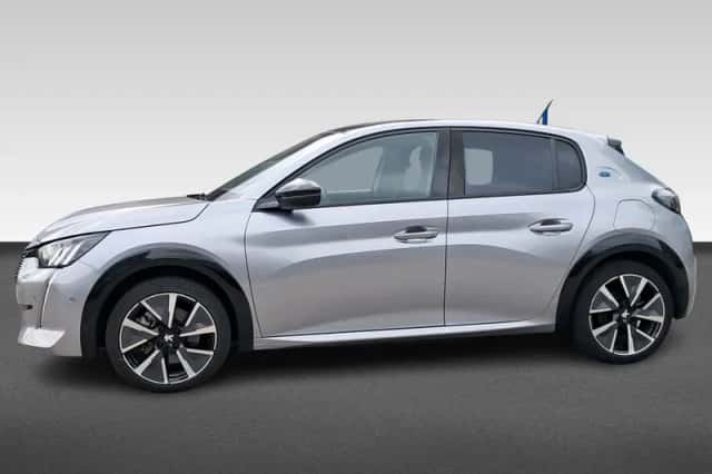 Peugeot e-208 (2022) thumbnail 3