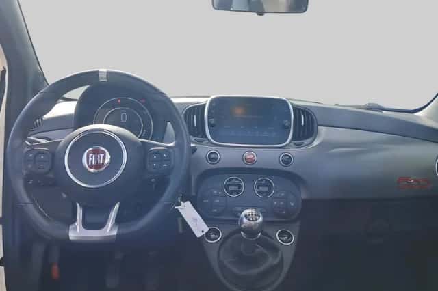Fiat 500C (2021) thumbnail 5