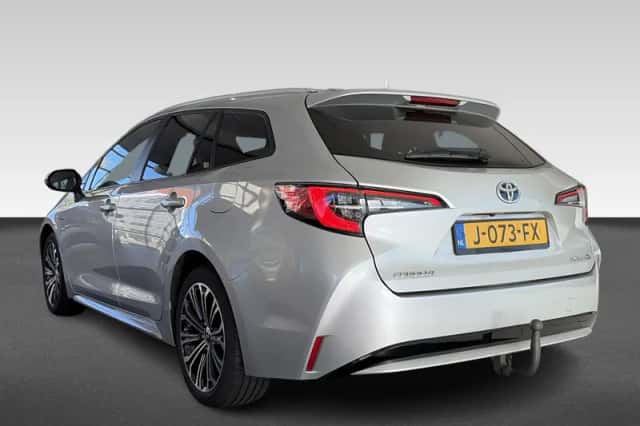 Toyota Corolla (2020) thumbnail 3