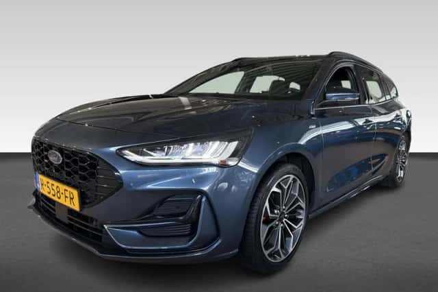 Ford Focus (2022) thumbnail 1