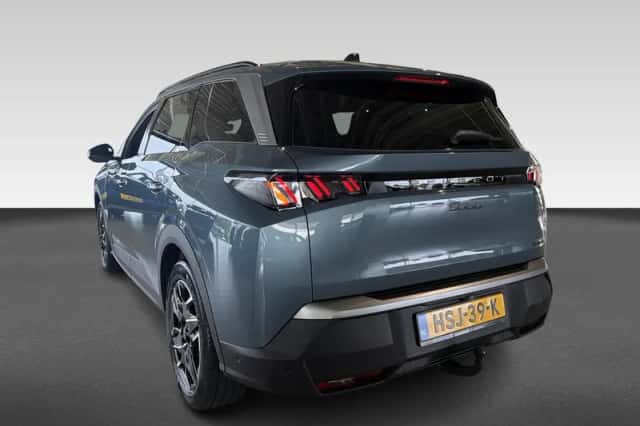 Peugeot 5008 (2025) thumbnail 4