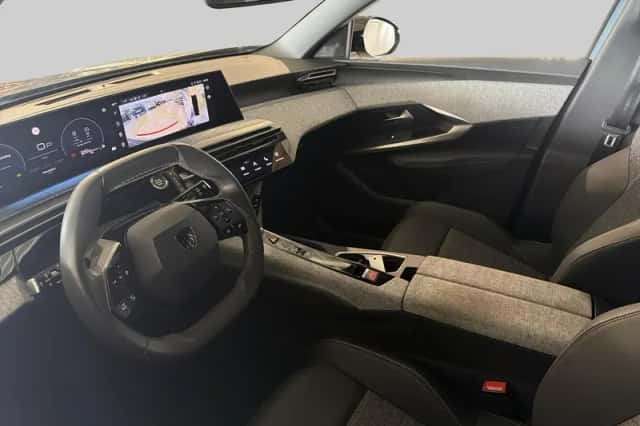 Peugeot 5008 (2025) thumbnail 5