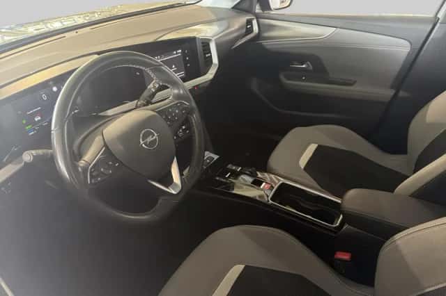Opel Mokka-e (2022) thumbnail 4