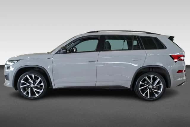 Škoda Kodiaq (2022) thumbnail 2