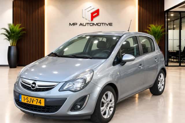 Opel Corsa (2013) thumbnail 1