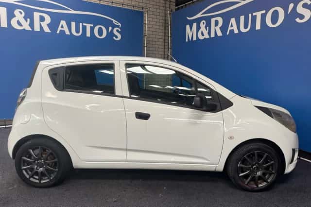 Chevrolet Spark (2012) thumbnail 6