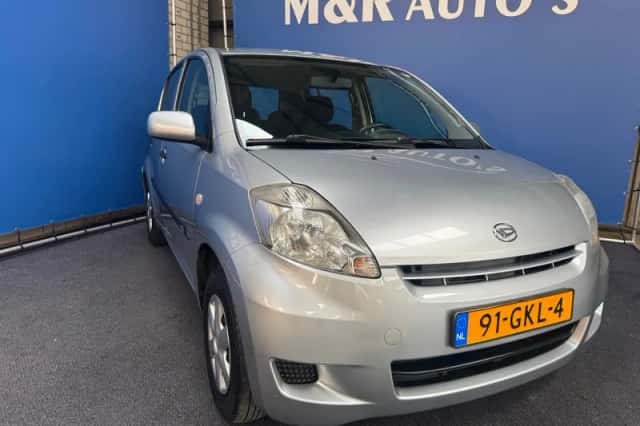Daihatsu Sirion 2 (2008) thumbnail 2