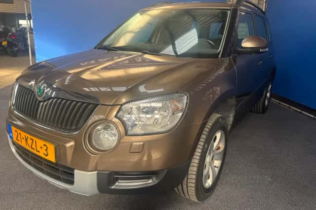 Škoda Yeti (2010) thumbnail 1