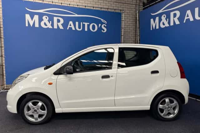 Suzuki Alto (2013) thumbnail 5