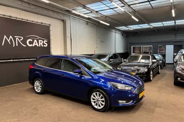 Ford Focus (2017) thumbnail 2
