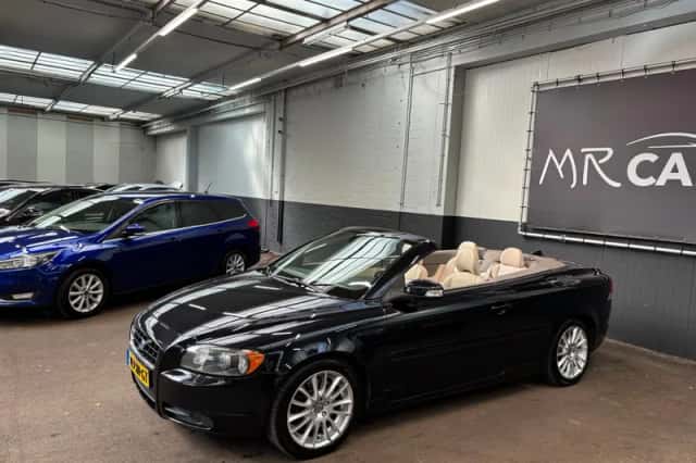 Volvo C70 (2008) thumbnail 2