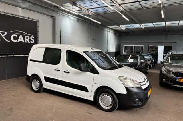 Citroën Berlingo (2010) thumbnail 2