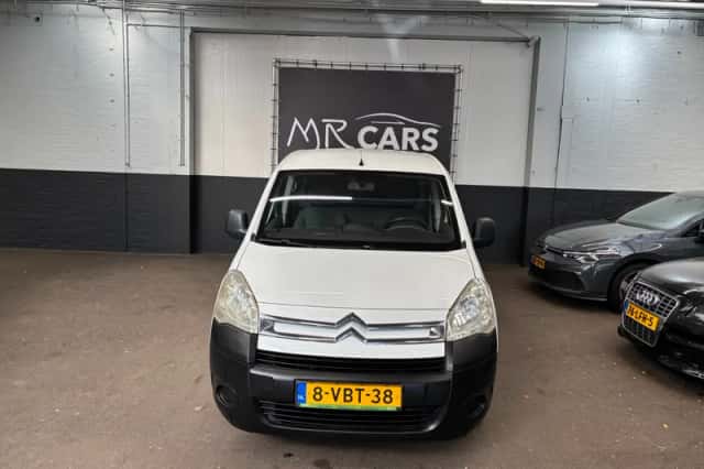 Citroën Berlingo (2010) thumbnail 3
