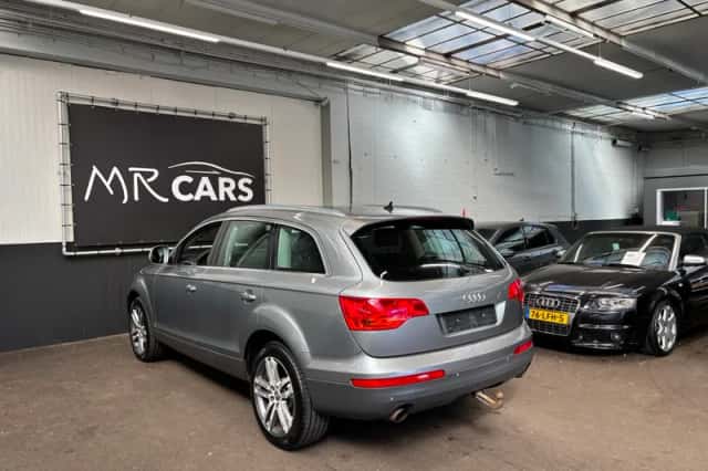 Audi Q7 (0) thumbnail 6