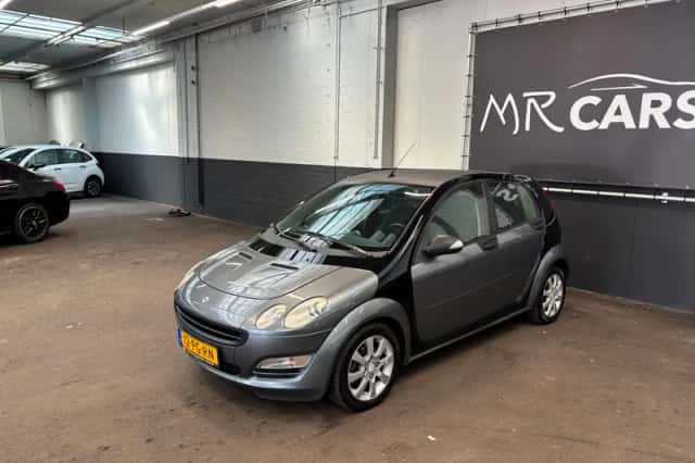 Smart ForFour (2004) thumbnail 3