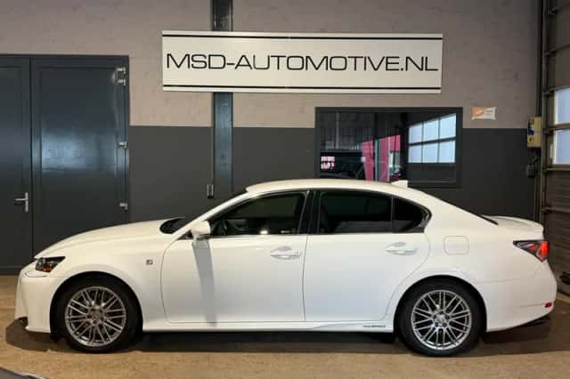 Lexus GS (2017) thumbnail 6
