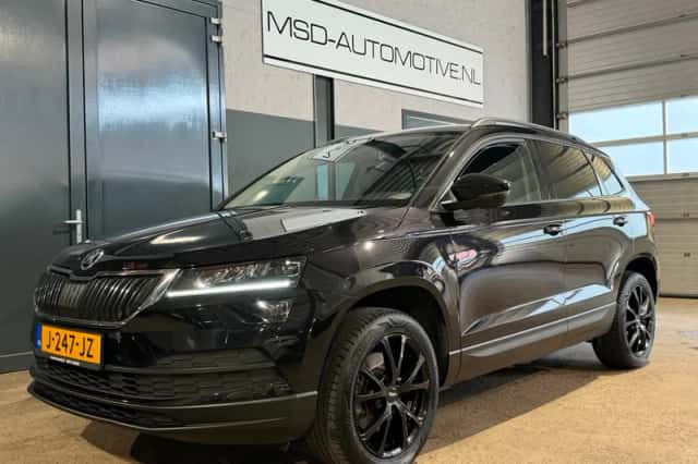 Škoda Karoq (2018) thumbnail 1